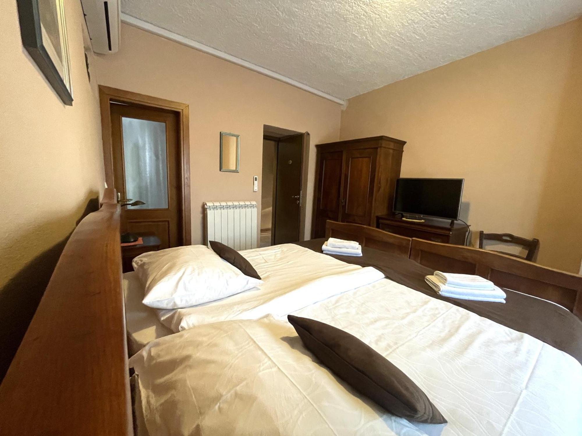 Hisa Stekar Villa Kojsko Kamer foto